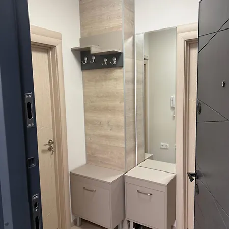 Valena Royal Apartament Cernomoreț