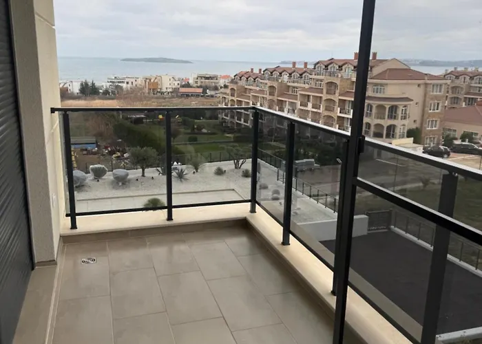 Valena Royal Chernomorets